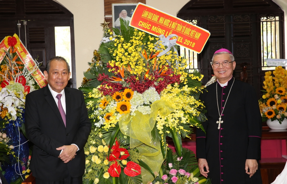 Phó Thủ tướng Trương Hòa Bình chúc mừng Giáng sinh tại Đà Nẵng