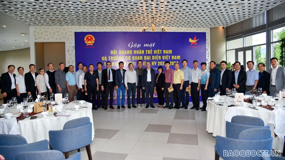 Đoàn Trưởng Cơ quan đại diện Việt Nam ở nước ngoài nhiệm kỳ 2020-2023 gặp mặt Hội Doanh nhân trẻ Việt Nam