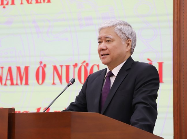 Bí thư Trung ương Đảng, Chủ tịch Ủy ban Trung ương MTTQ Việt Nam Đỗ Văn Chiến phát biểu tại cuộc gặp mặt .