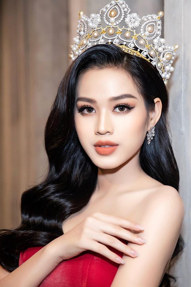Missosology: Đỗ Thị Hà lọt top 10 tiềm năng đoạt vương miện tại Hoa hậu Thế giới 2021