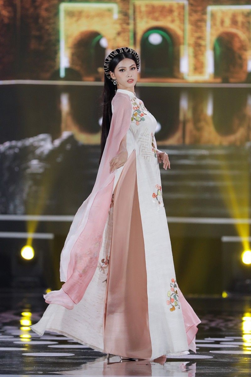 Ngắm nhan sắc người đại diện Việt Nam dự thi Miss Grand International 2021