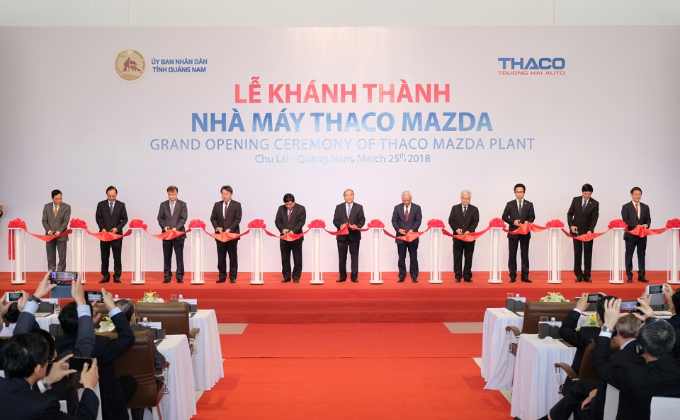 Thủ tướng: Chính phủ đối xử bình đẳng với các nhà sản xuất, lắp ráp ô tô thu tuong chinh phu doi xu binh dang voi cac nha san xuat lap rap o to