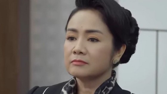 Hướng dương ngược nắng tập 44: Châu tái xuất bất ngờ, bà Diễm Loan lật bài ngửa với Hải 'bóng' sau biến cố gia đình