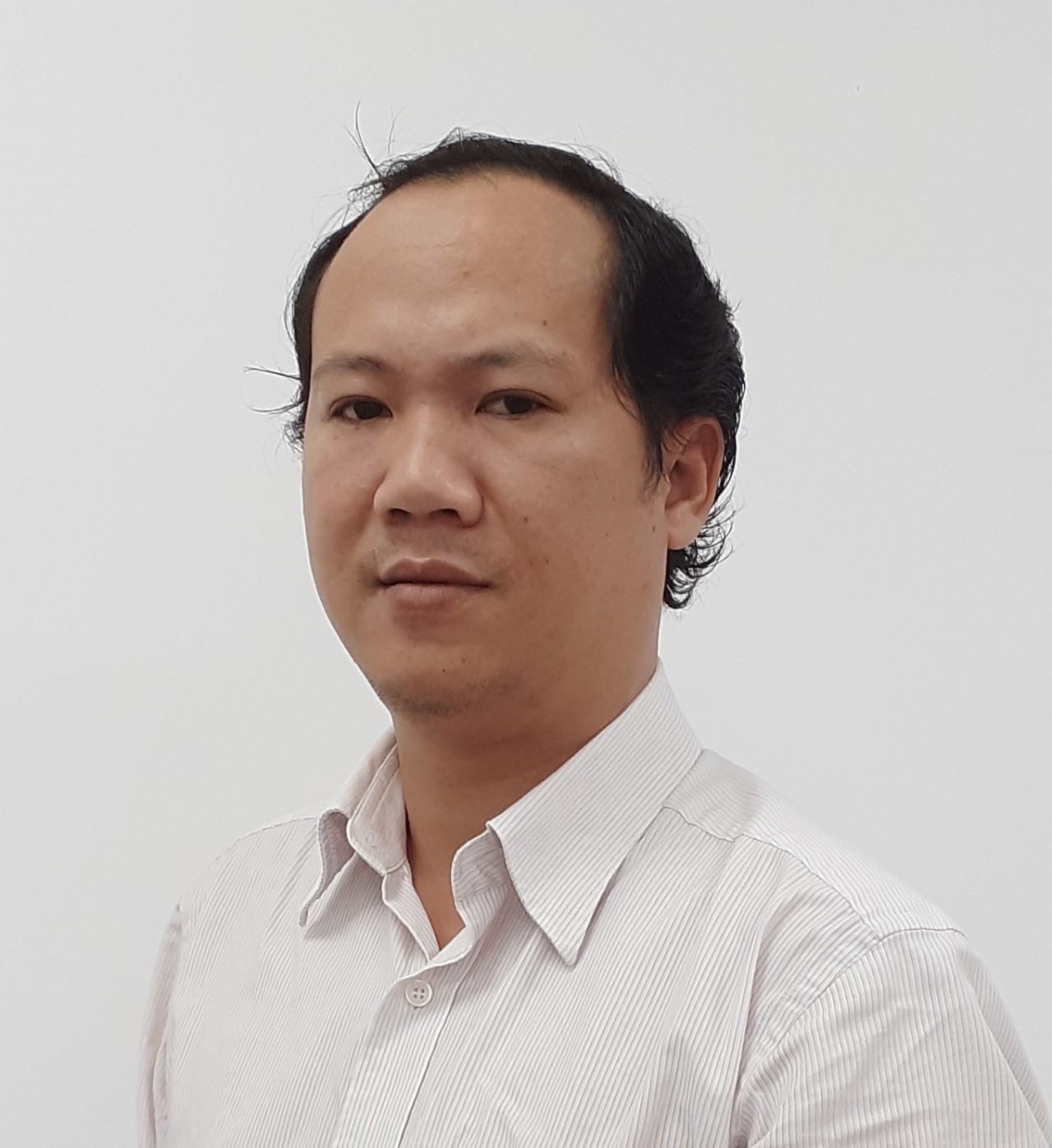 Tân Giáo sư trẻ nhất Việt Nam năm 2021 là Phùng Văn Đồng 41 tuổi