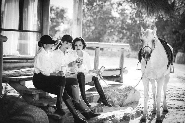 Tứ đại mỹ nhân Việt quý phái trong bộ ảnh đen trắng