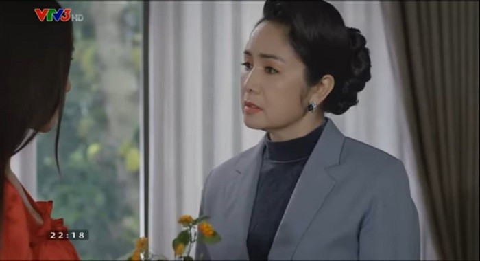 Hướng dương ngược nắng tập 60: Mối tình Hoàng - Minh sẽ rối như canh hẹ khi mẹ bé Cami trở về?