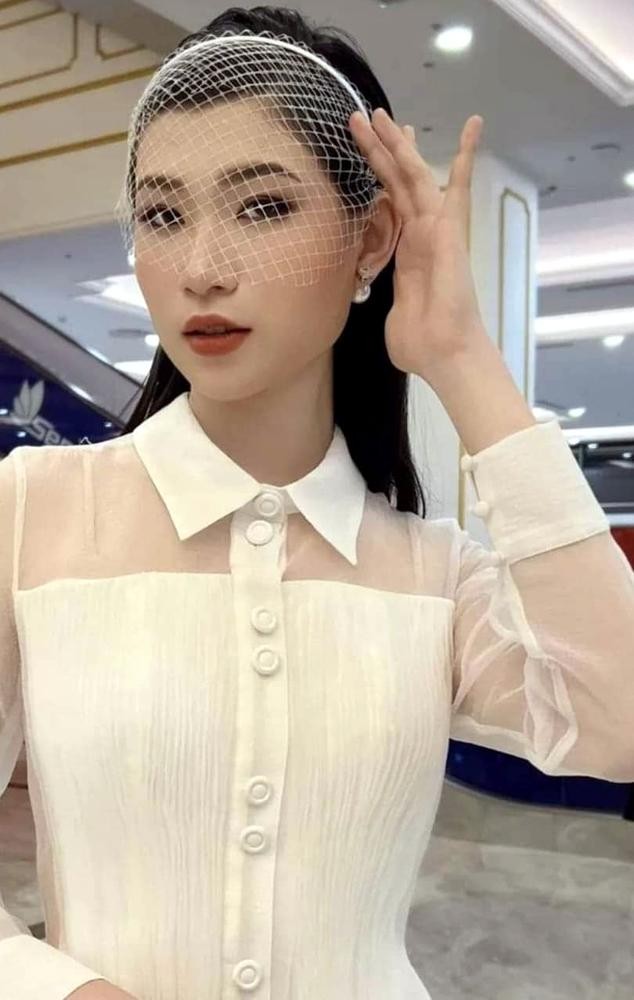 Miss World Vietnam 2022: Điều bất ngờ về thí sinh vẽ đẹp, chơi cờ vua giỏi