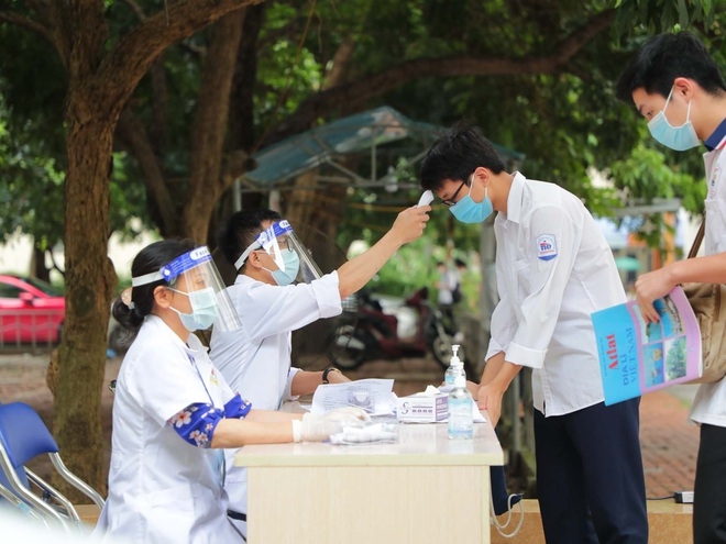 Kỳ thi tốt nghiệp THPT 2021: Hà Nội chuẩn bị như thế nào trong đại dịch Covid-19?