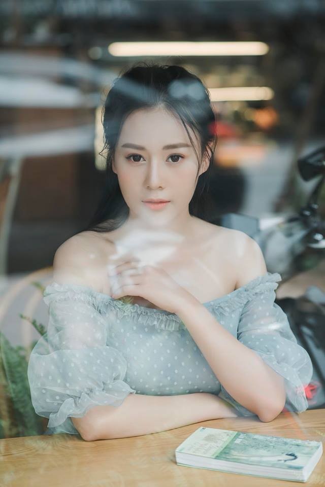 Thổn thức với gu thời trang của Phương Oanh phim Hương vị tình thân