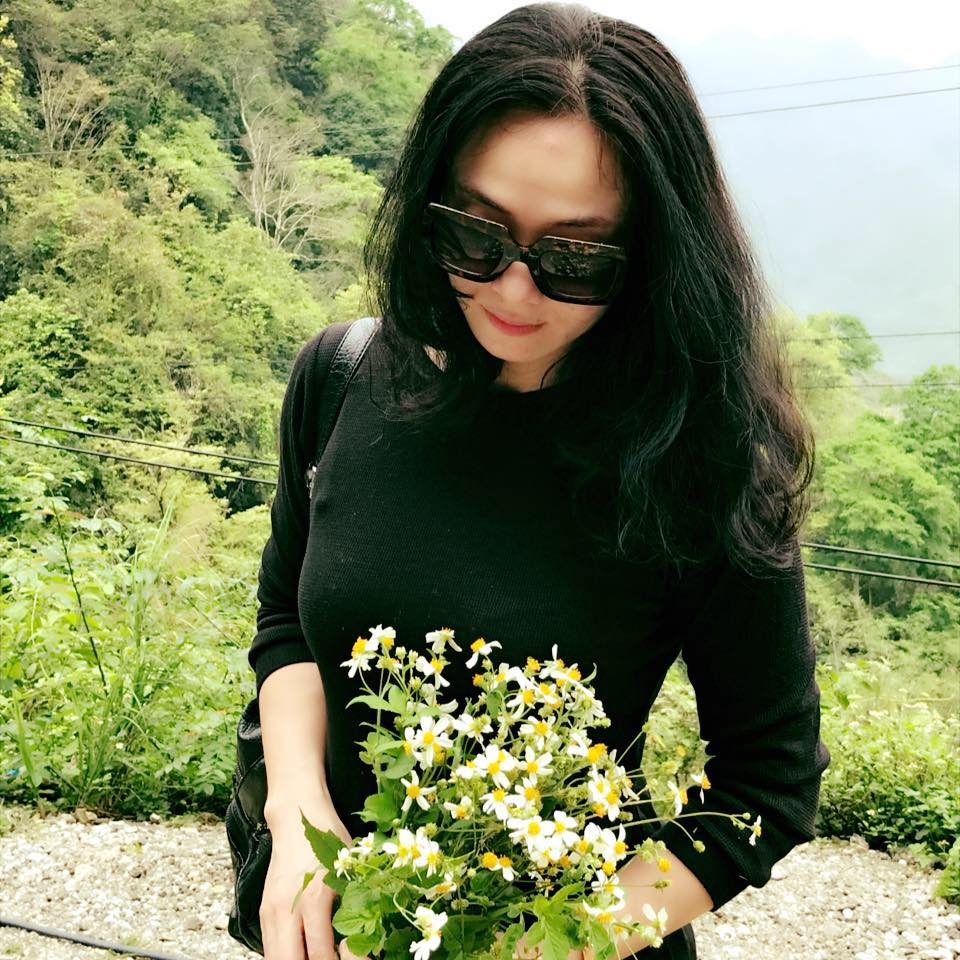 Hương vị tình thân: Ngỡ ngàng với nhan sắc trẻ trung của người đàn bà bị ghét nhất phim - Quách Thu Phương Hương vị tình thân: Ngỡ ngàng với nhan sắc trẻ trung của người đàn bà bị ghét nhất phim - Quách Thu Phương