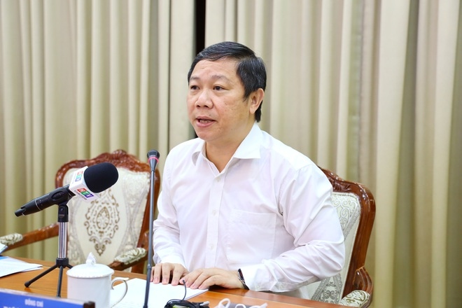TP. Hồ Chí Minh: Khu cách ly, phong tỏa theo Chỉ thị 16+, chính quyền "đi chợ thay"