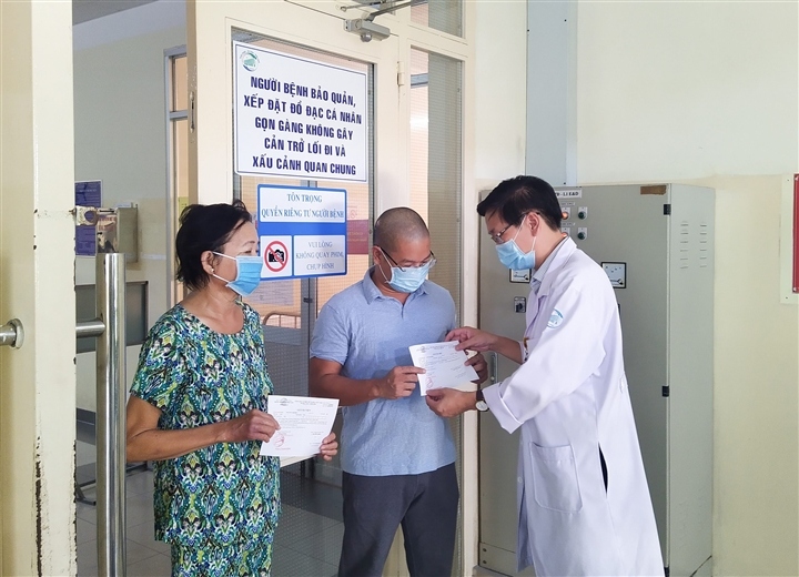 TP. Hồ Chí Minh: Thêm gần 1.900 bệnh nhân Covid-19 xuất viện