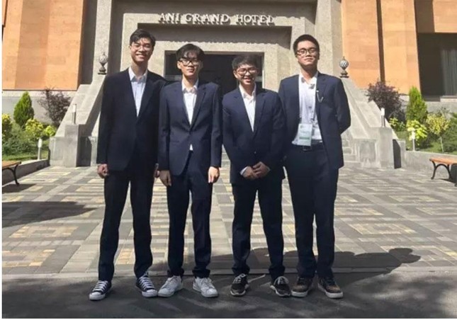 4 học sinh Việt Nam giành huy chương Olympic Sinh học quốc tế