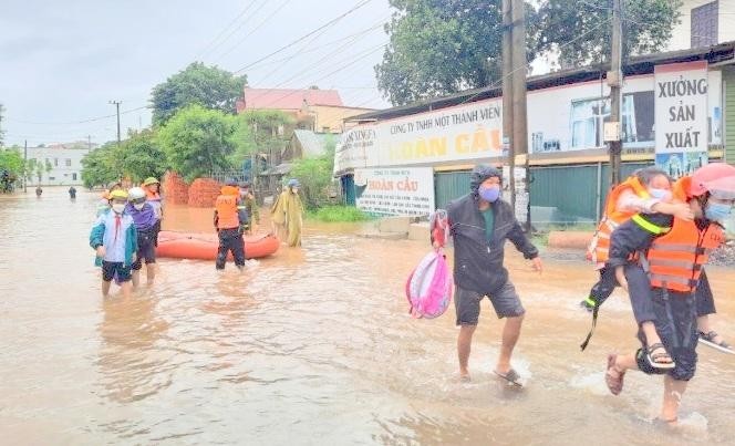 Học sinh Quảng Trị sẽ tạm nghỉ học từ chiều 27/9 để tránh bão Noru