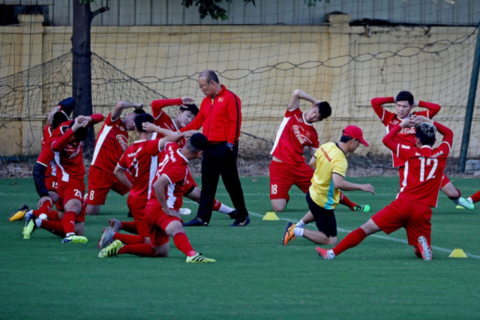 doi tuyen viet nam va bai toan the luc tai aff cup 2018