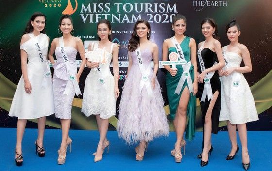 Lộ diện 32 cô gái lọt chung kết Hoa khôi Du lịch 2020