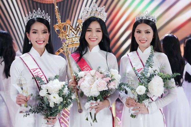 Ảnh 'cô gái nông dân' của Hoa hậu Đỗ Thị Hà được người hâm mộ 'khai quật' gây sốt