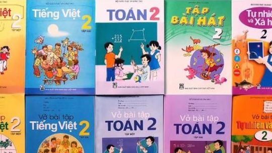 Học sinh sẽ học gì nếu không có sách giáo khoa Tiếng Việt 2 nào 'lọt' qua cửa thẩm định?