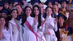 Hoa hậu Đỗ Thị Hà 'truyền lửa', gửi thông điệp gì đến các tân thủ khoa?