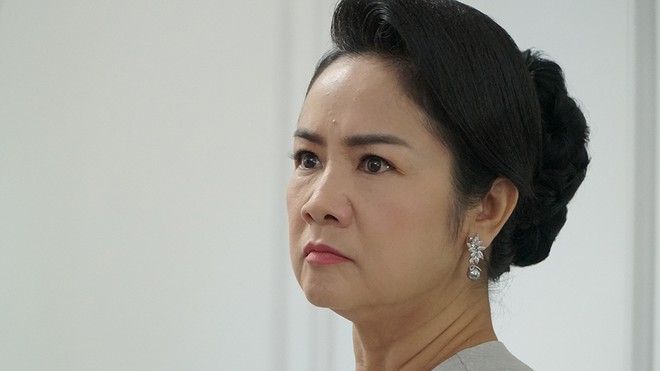 Sao Việt tuần qua: Thanh Thanh Hiền ly hôn Chế Phong, Đám cưới Công Phượng 'chiếm sóng' truyền thông, Hồng Diễm bị 'soi' hình xăm lạ trên lưng