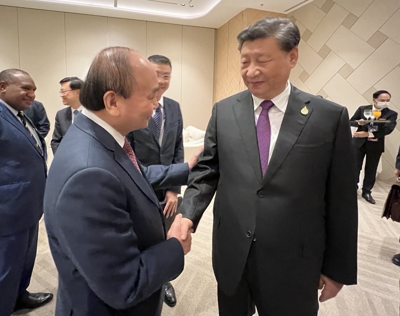 Tổng Bí thư, Chủ tịch Trung Quốc Tập Cận Bình khẳng định coi trọng cao độ quan hệ với Việt Nam