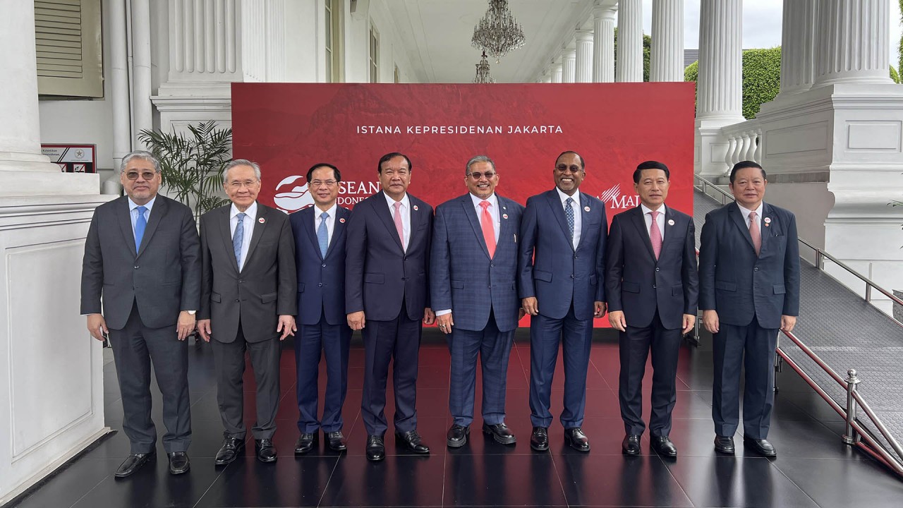 Bộ trưởng Ngoại giao Bùi Thanh Sơn tham dự các Hội nghị ASEAN tại Indonesia