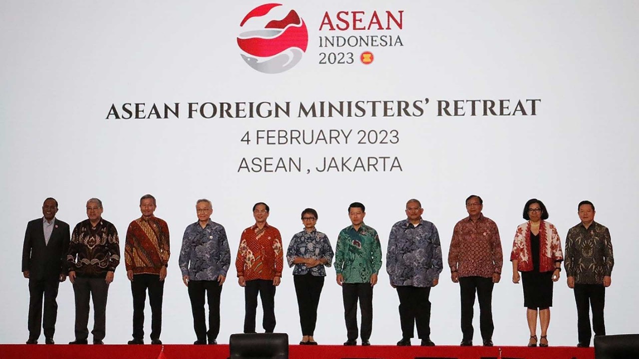 Bộ trưởng Ngoại giao Bùi Thanh Sơn tham dự Hội nghị Hội đồng Điều phối ASEAN lần thứ 32 và Hội nghị hẹp Bộ trưởng Ngoại giao ASEAN