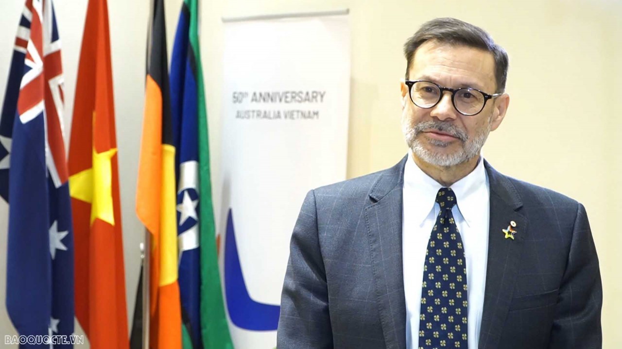 Đại sứ Andrew Goledzinowski trả lời phỏng vấn nhân dịp kỷ niệm 50 năm quan hệ ngoại giao Việt Nam-Australia