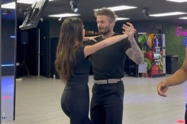 Vợ chồng David Beckham tình tứ trong điệu nhảy điệu salsa