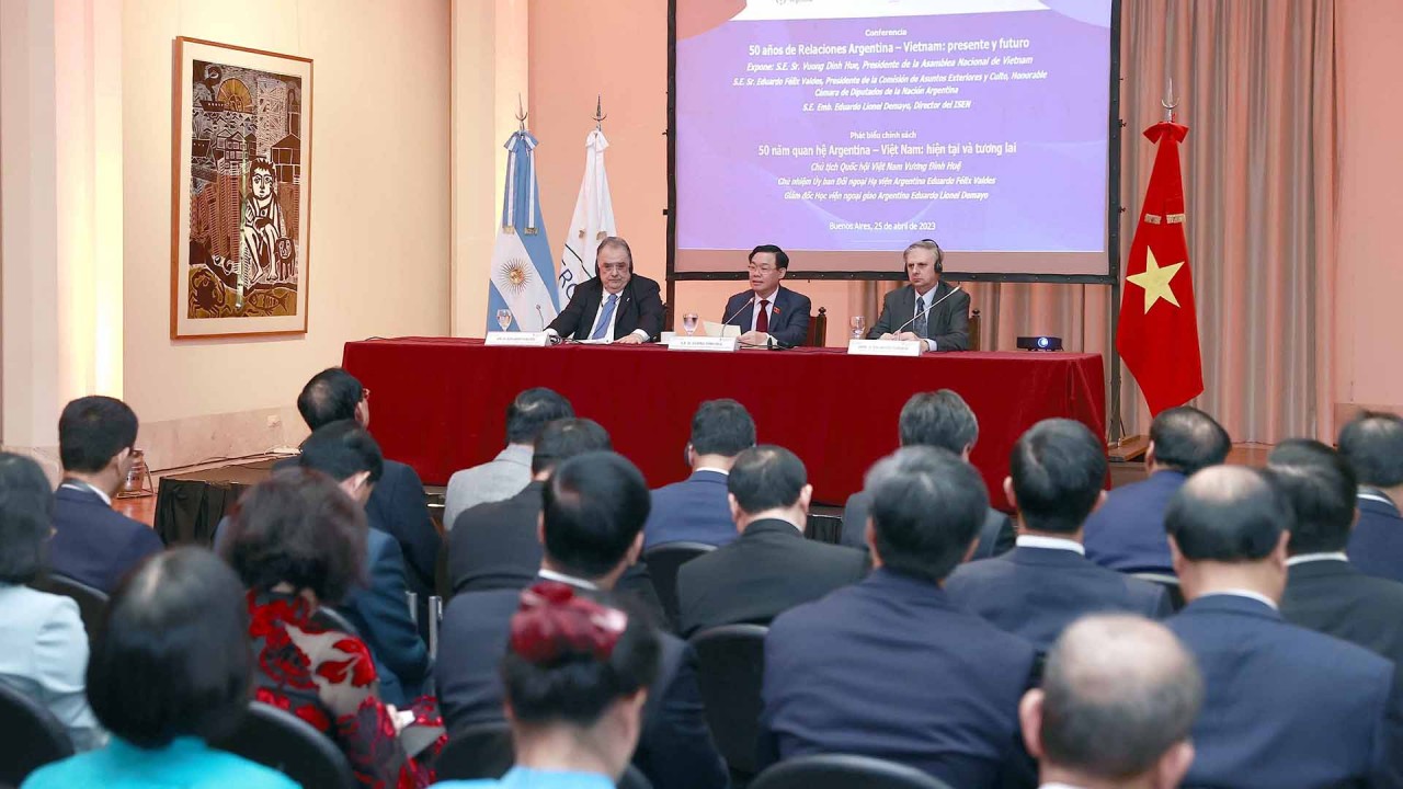 Chủ tịch Quốc hội Vương Đình Huệ phát biểu tại sự kiện kỷ niệm ‘50 năm quan hệ ngoại giao Việt Nam-Argentina: Hiện tại và tương lai’