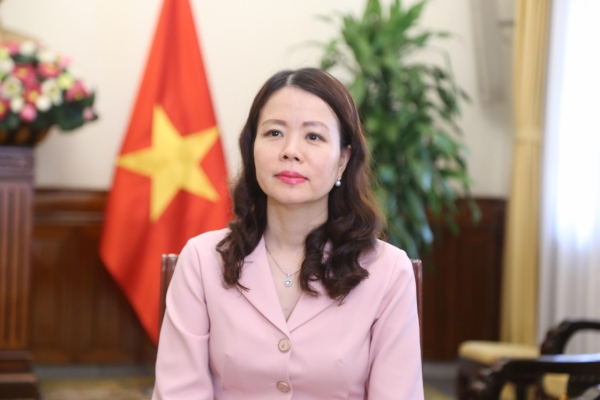 Thứ trưởng Nguyễn Minh Hằng trả lời phỏng vấn trước chuyến công tác của Thủ tướng Phạm Minh Chính dự Hội nghị WEF Thiên Tân 2025  và làm việc tại Trung Quốc