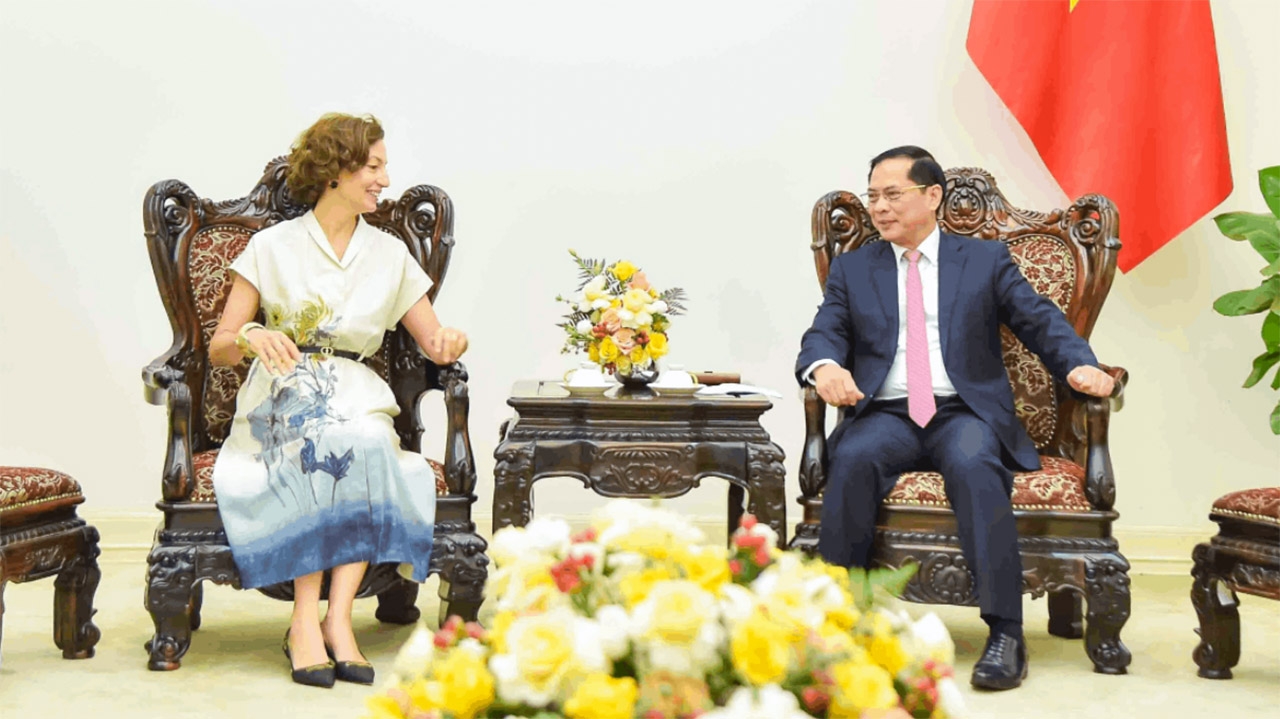 Phó Thủ tướng, Bộ trưởng Ngoại giao Bùi Thanh Sơn tiếp Tổng Giám đốc UNESCO Audrey Azoulay
