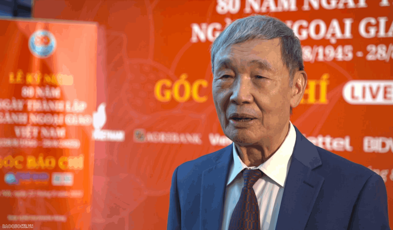 80 năm Ngoại giao Việt Nam: Những 'cổ thụ' che mát 'mầm xanh'