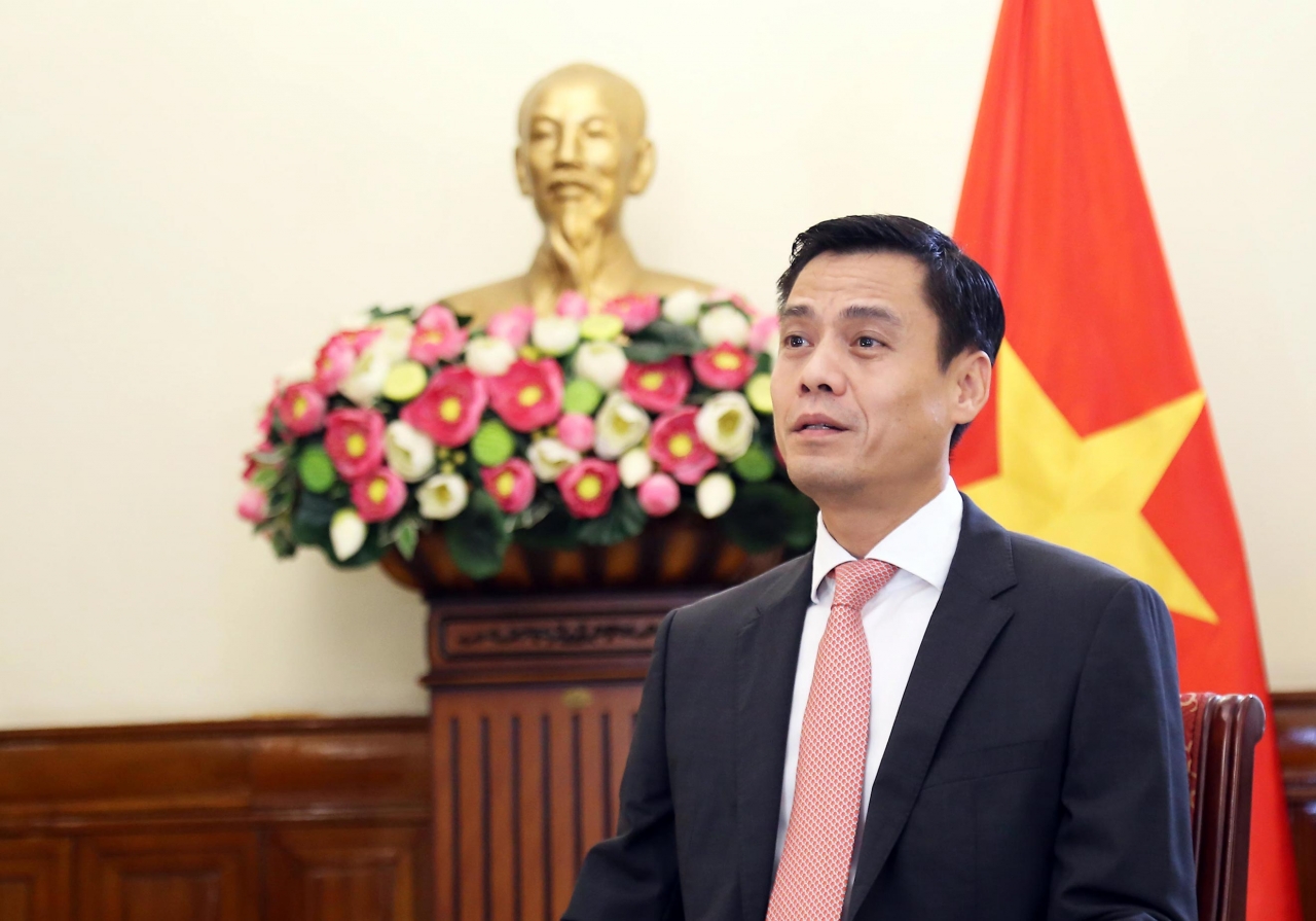 TT  Đặng Hoàng Giang trả lời phỏng vấn