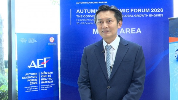 Ông Phạm Phú Trường trả lời phỏng vấn tại Diễn đàn Kinh tế mùa Thu 2026