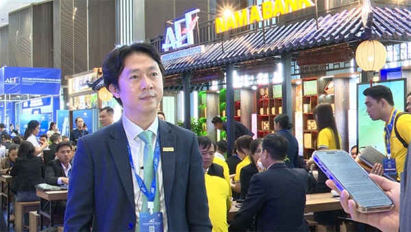 Ông Phạm Công Tuấn Hạ trả lời phỏng vấn tại Diễn đàn Kinh tế mùa Thu 2026