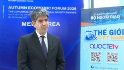 Ông Kyriakos Triantanfyllidis trả lời phỏng vấn tại Diễn đàn Kinh tế mùa Thu 2026