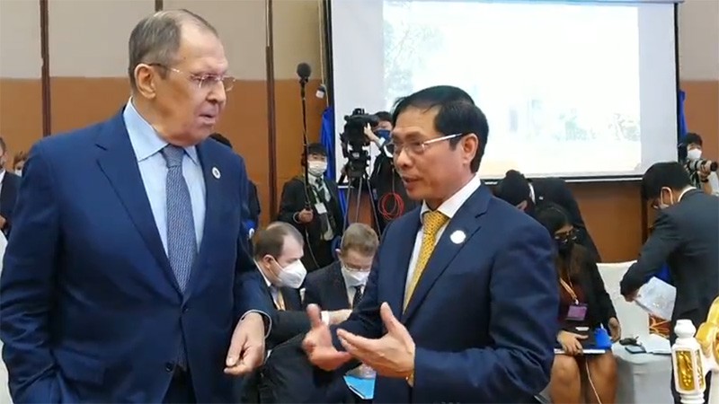 bo truong ngoai giao bui thanh son trao doi voi bo truong ngoai giao nga sergey lavrov