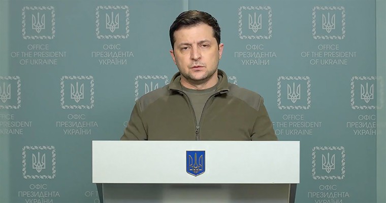 Tổng thống Ukraine: Chúng tôi chiến đấu một mình, 'quốc gia hùng mạnh nhất đứng nhìn từ xa'